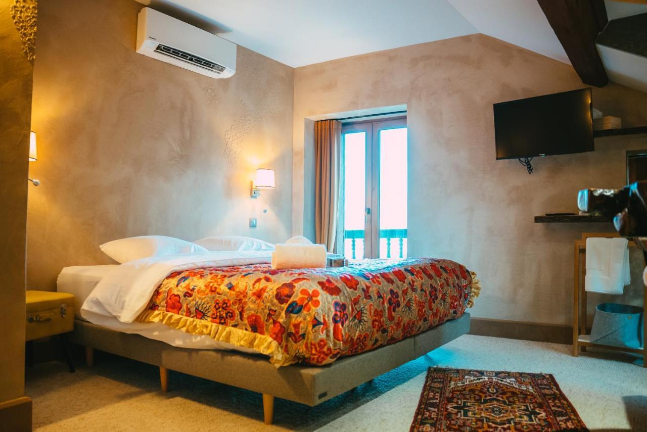 Le Grand Petit Prince - Domaine De Charme - Jacuzzis Privatifs Guebwiller Exterior foto